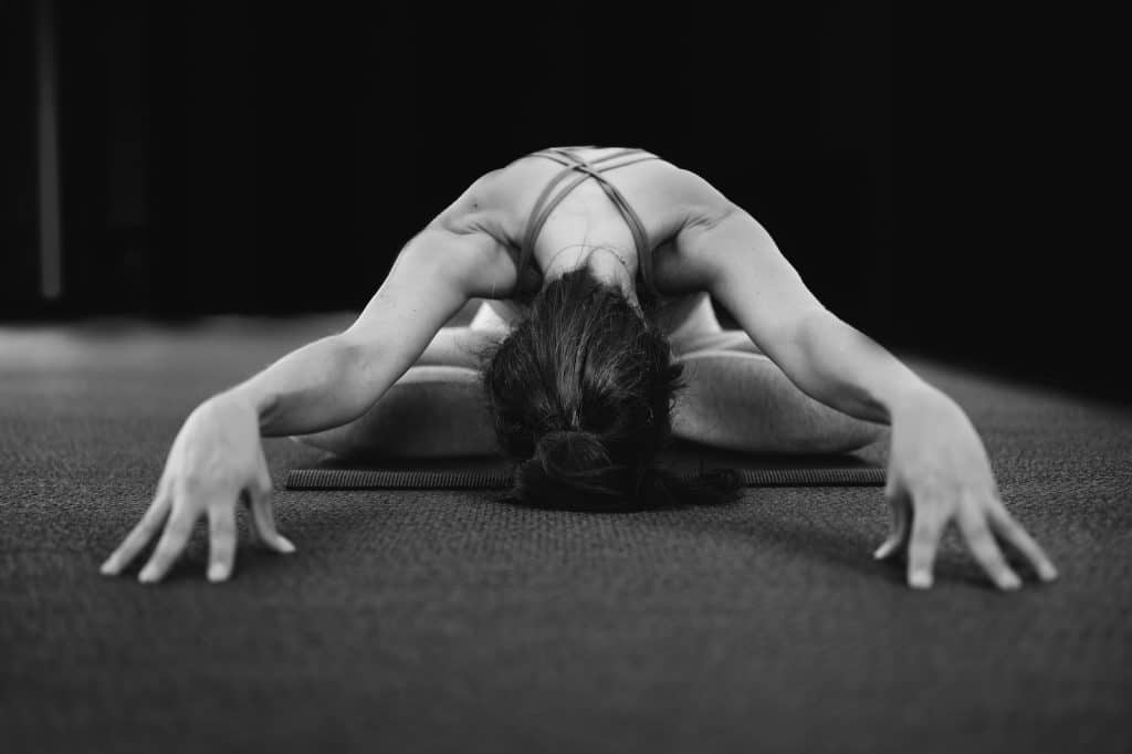 exercice de yoga pour débutant